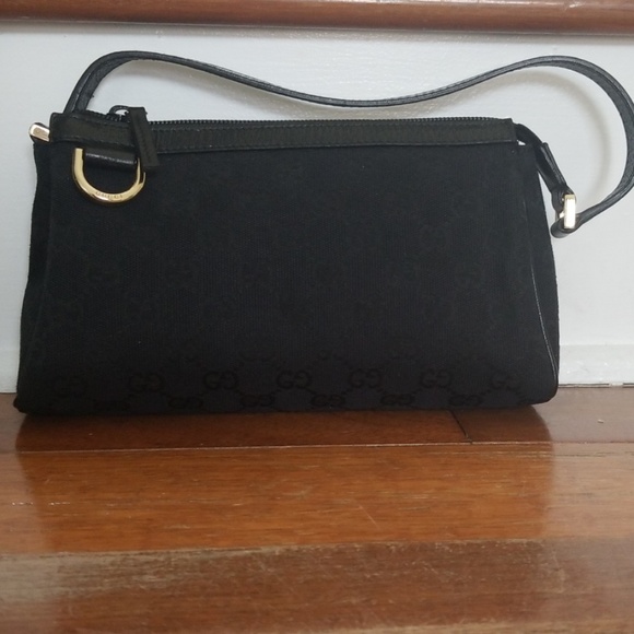 Gucci Handbags - ⏬SALE⏬Gucci AuthenticVintage Jolicoeur - Pouchette